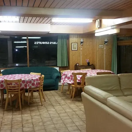 Auberge de jeunesse Holidays Groupes Anzère