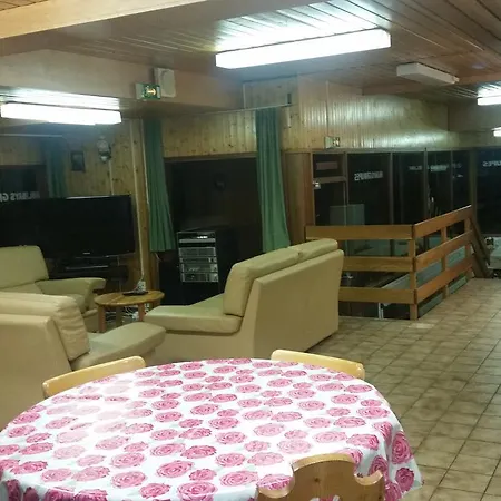 Holidays Groupes Hostel