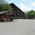 Holidays Groupes Hostel *